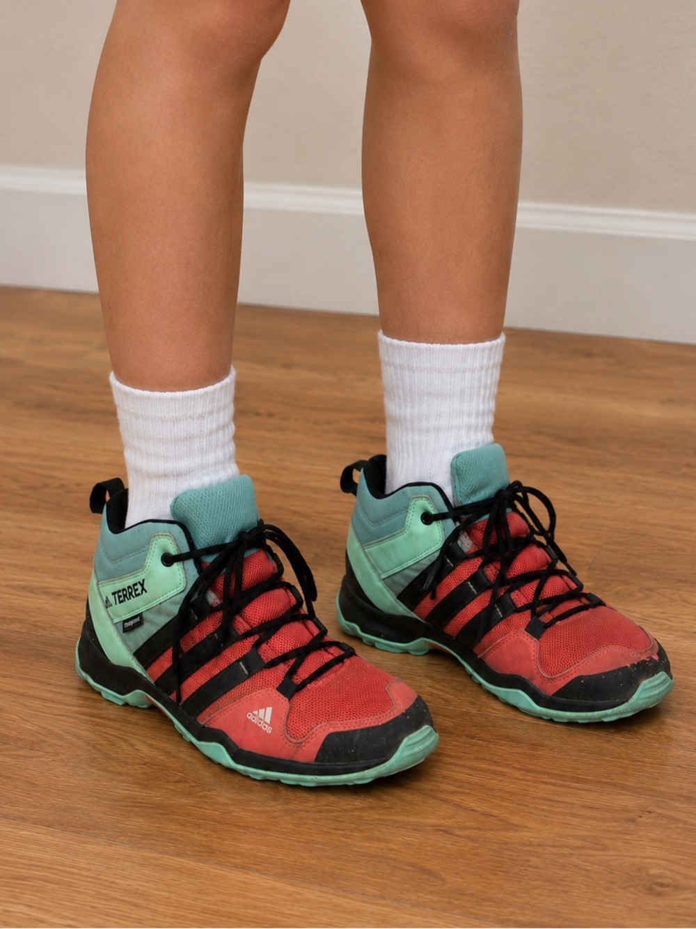 adidas Terrex Climaproof Mid Hiking Shoes Kids 3.5 Coral Mint Trail Sneakers